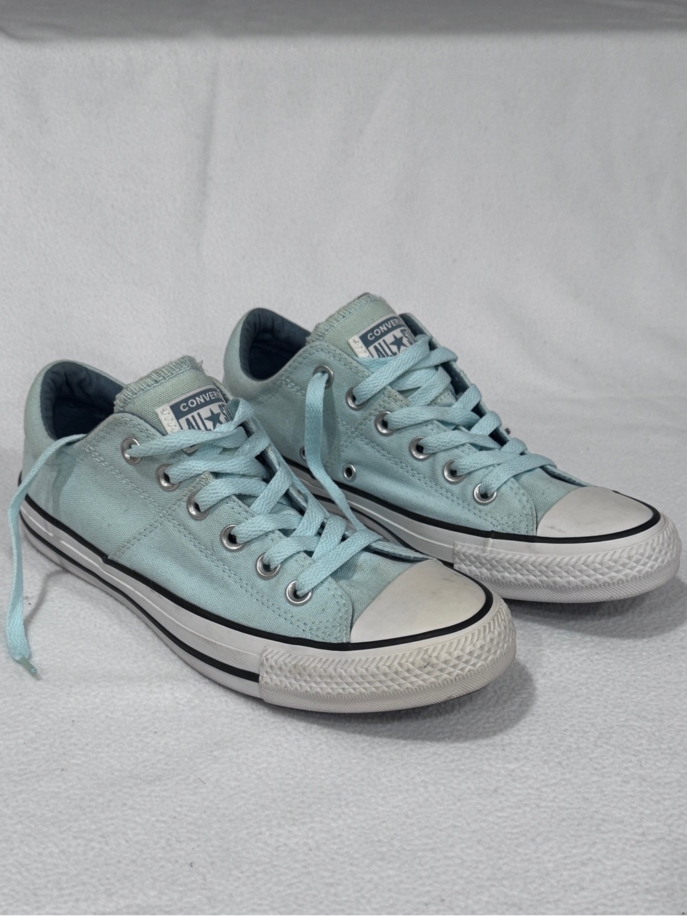 Converse Low Top Women's Sneakers